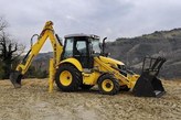 - B110B New Holland  